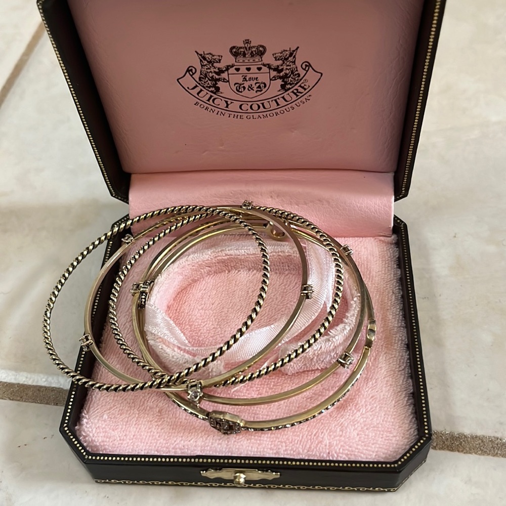 Juicy Couture Set of 5 Bangle